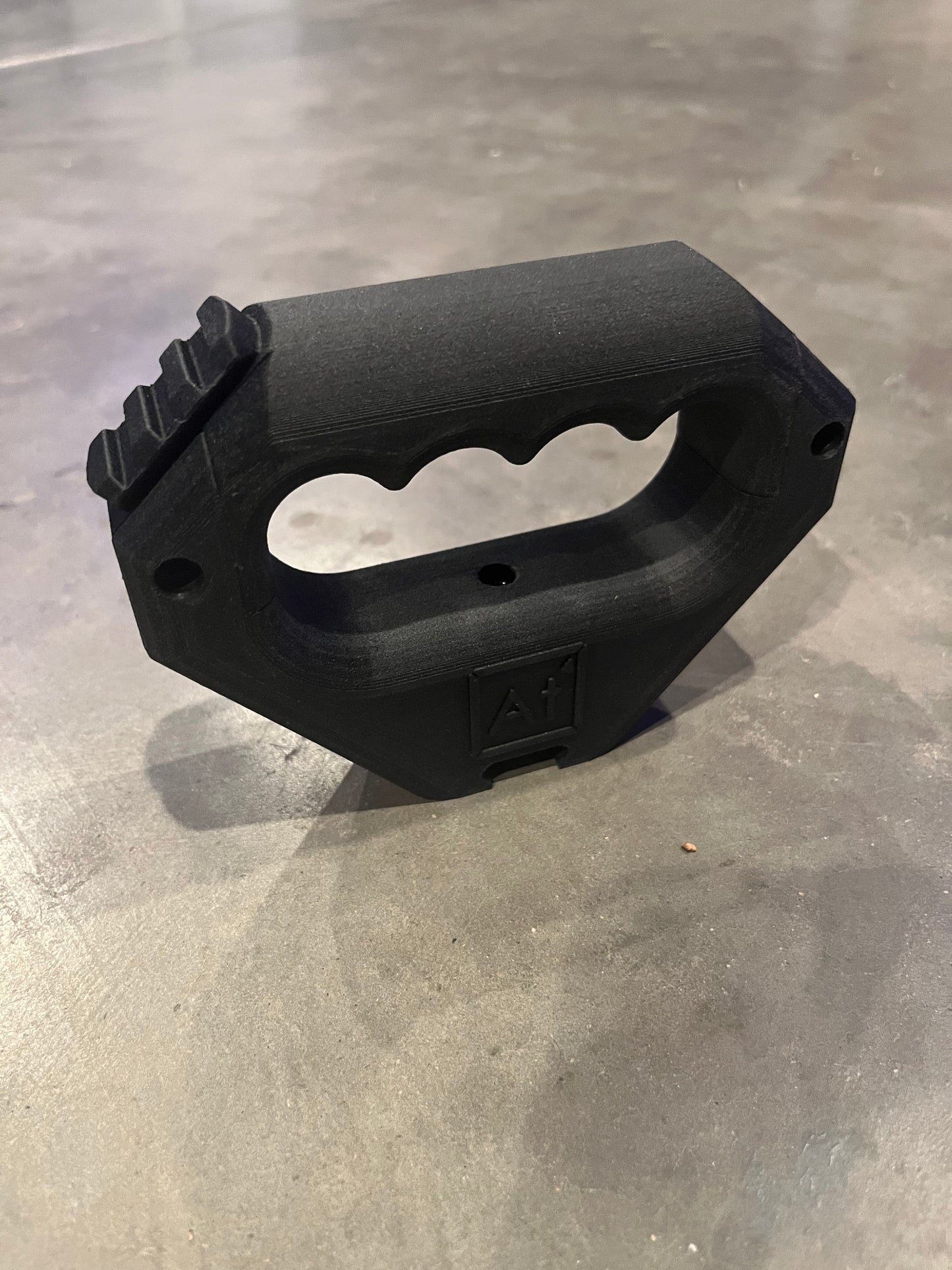 Picatinny Chainsaw forward Grip